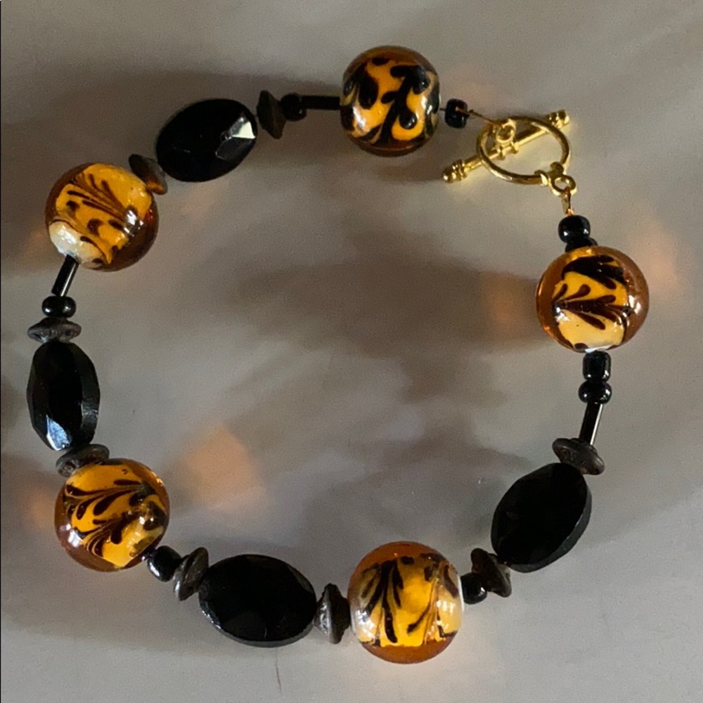 Bracelet - Glass beads NWOT